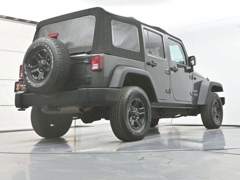 Used 2017 Jeep Wrangler Unlimited Sport w/ Connectivity Group image 28