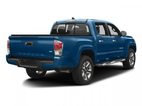 Used 2016 Toyota Tacoma Limited image 5