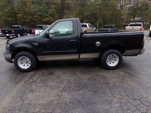 Used 2003 Ford F150 2WD Regular Cab image 3