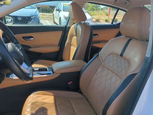 Certified 2021 Nissan Sentra SV w/ SV Premium Package FWD image 16