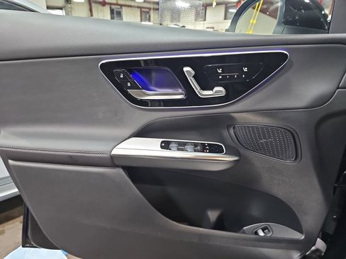 New 2026 Mercedes-Benz GLC 300 4MATIC image 28