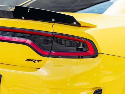 Used 2018 Dodge Charger SRT w/ Technology Group RWD image 49