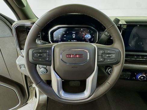 New 2026 GMC Sierra 1500 SLE w/ Preferred Package image 6