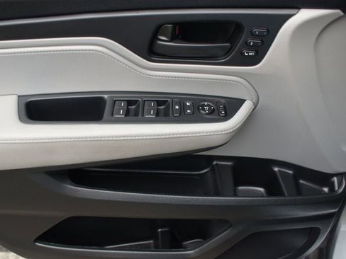 Used 2021 Honda Odyssey EX-L image 29