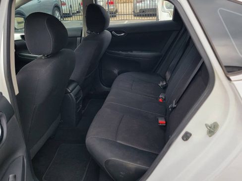Used 2019 Nissan Sentra S w/ Appearance Package FWD image 22