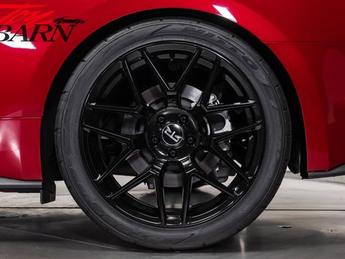 Used 2021 Ford Mustang GT RWD image 17