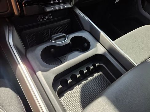 New 2026 RAM 1500 Big Horn AWD/4WD image 29