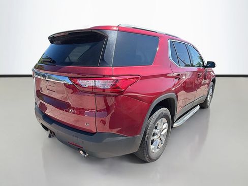Used 2021 Chevrolet Traverse LT FWD image 9