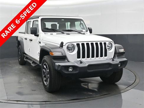 Used 2020 Jeep Gladiator Sport w/ Trailer Tow Package image 10