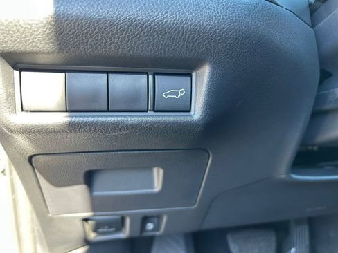 Used 2025 Toyota Grand Highlander AWD image 19