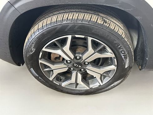 Used 2021 Kia Seltos EX AWD/4WD image 31