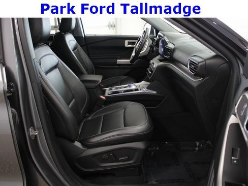 Used 2022 Ford Explorer XLT w/ Equipment Group 202A image 23