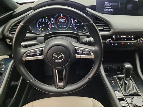 Used 2020 MAZDA MAZDA3 Hatchback w/ Preferred Package FWD image 22