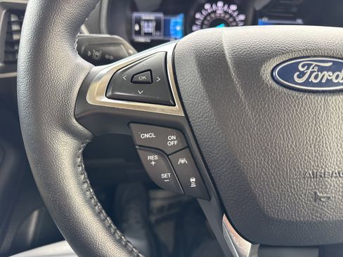 Certified 2023 Ford Edge SEL w/ Convenience Package image 28