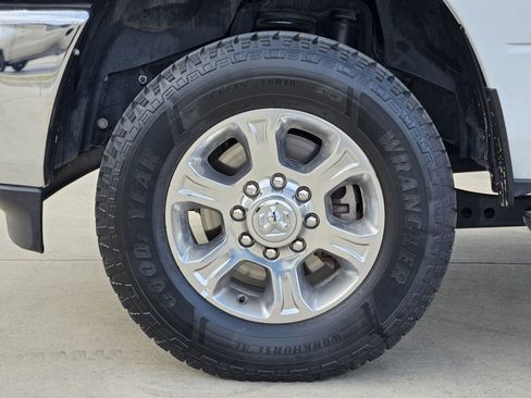 Used 2024 RAM 3500 Big Horn image 12