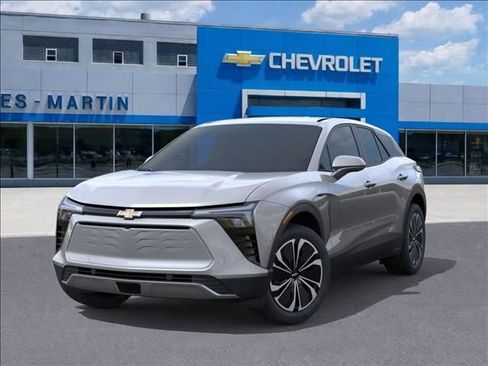 New 2026 Chevrolet Blazer EV LT image 6