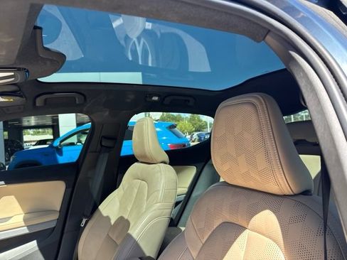 Used 2022 Polestar Polestar 2 w/ Plus Package AWD/4WD image 7