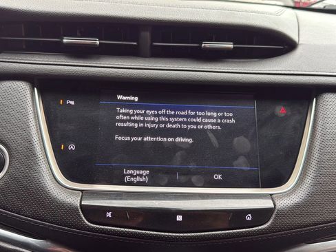 Used 2020 Cadillac XT5 Premium Luxury image 18