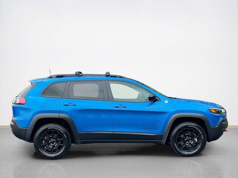 Used 2022 Jeep Cherokee Trailhawk w/ Sound & Nav Group AWD/4WD image 9