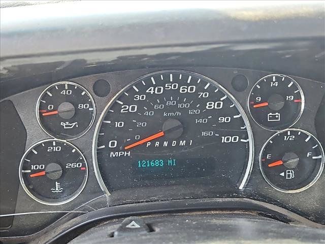 Used 2017 Chevrolet Express 2500 RWD image 9