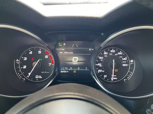 Used 2022 Alfa Romeo Stelvio Ti image 18