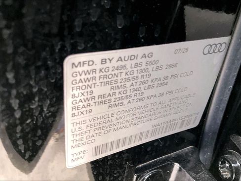 Used 2025 Audi Q5 Premium w/ Convenience Package AWD/4WD image 34
