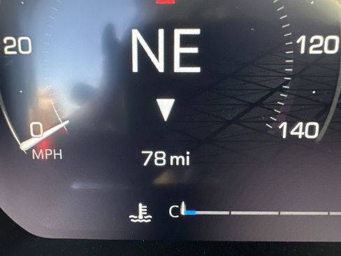 New 2026 GMC Sierra 1500 SLT w/ SLT Premium Plus Package image 9