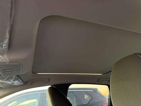 New 2026 Nissan Kicks SV image 20