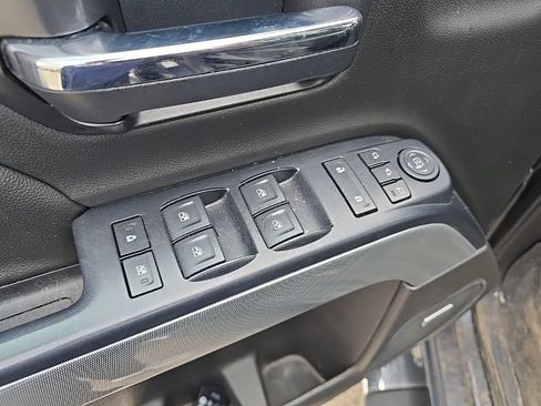 Used 2018 Chevrolet Silverado 1500 LTZ Z71 w/ Centennial Edition AWD/4WD image 7