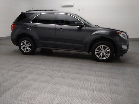 Used 2017 Chevrolet Equinox LT w/ Convenience Package image 11