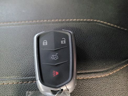 Used 2019 Chevrolet Traverse LT w/ LT Premium Package FWD image 32