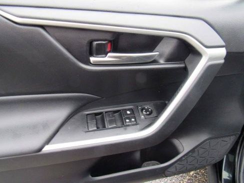 Used 2019 Toyota RAV4 XLE w/ All Weather Liner Package AWD/4WD image 22