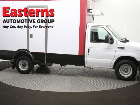 Used 2023 Ford E-350 and Econoline 350 Super Duty w/ Power Windows & Locks Group RWD image 45