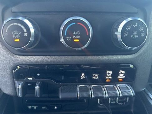 Used 2019 RAM 1500 Big Horn AWD/4WD image 22