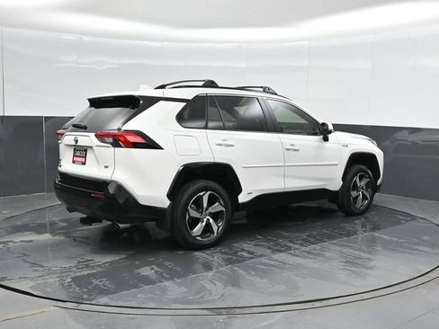 Used 2024 Toyota RAV4 SE w/ Weather & Moonroof Package AWD/4WD image 3