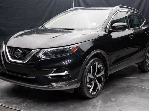 Used 2022 Nissan Rogue Sport SL w/ Premium Package image 6