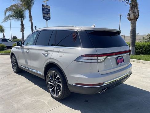 Used 2020 Lincoln Aviator Reserve w/ Equipment Group 202A AWD/4WD image 6