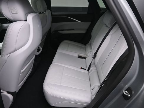 Used 2024 Cadillac Lyriq Luxury w/ LPO, Floor Liner Package AWD/4WD image 27
