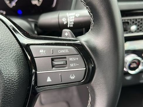 Used 2023 Honda Civic Sport image 12