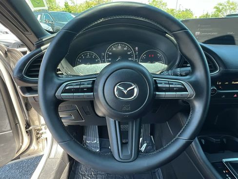 Used 2022 MAZDA MAZDA3 s FWD image 17