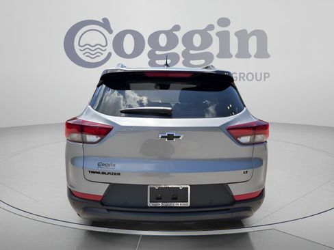 New 2026 Chevrolet TrailBlazer LT w/ Midnight Edition FWD image 4
