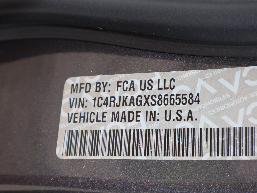 Used 2025 Jeep Grand Cherokee L Altitude AWD/4WD image 44