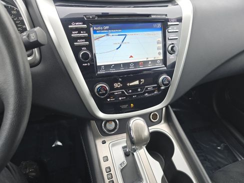 Used 2017 Nissan Murano SV image 26