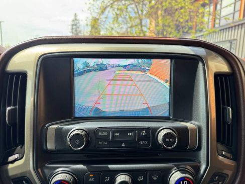 Used 2017 Chevrolet Silverado 2500 High Country w/ Duramax Plus Package AWD/4WD image 19