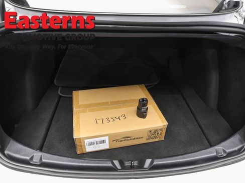 Used 2022 Tesla Model 3 Long Range AWD/4WD image 9