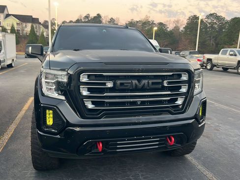 Used 2019 GMC Sierra 1500 AT4 w/ Off Road Performance Package image 5