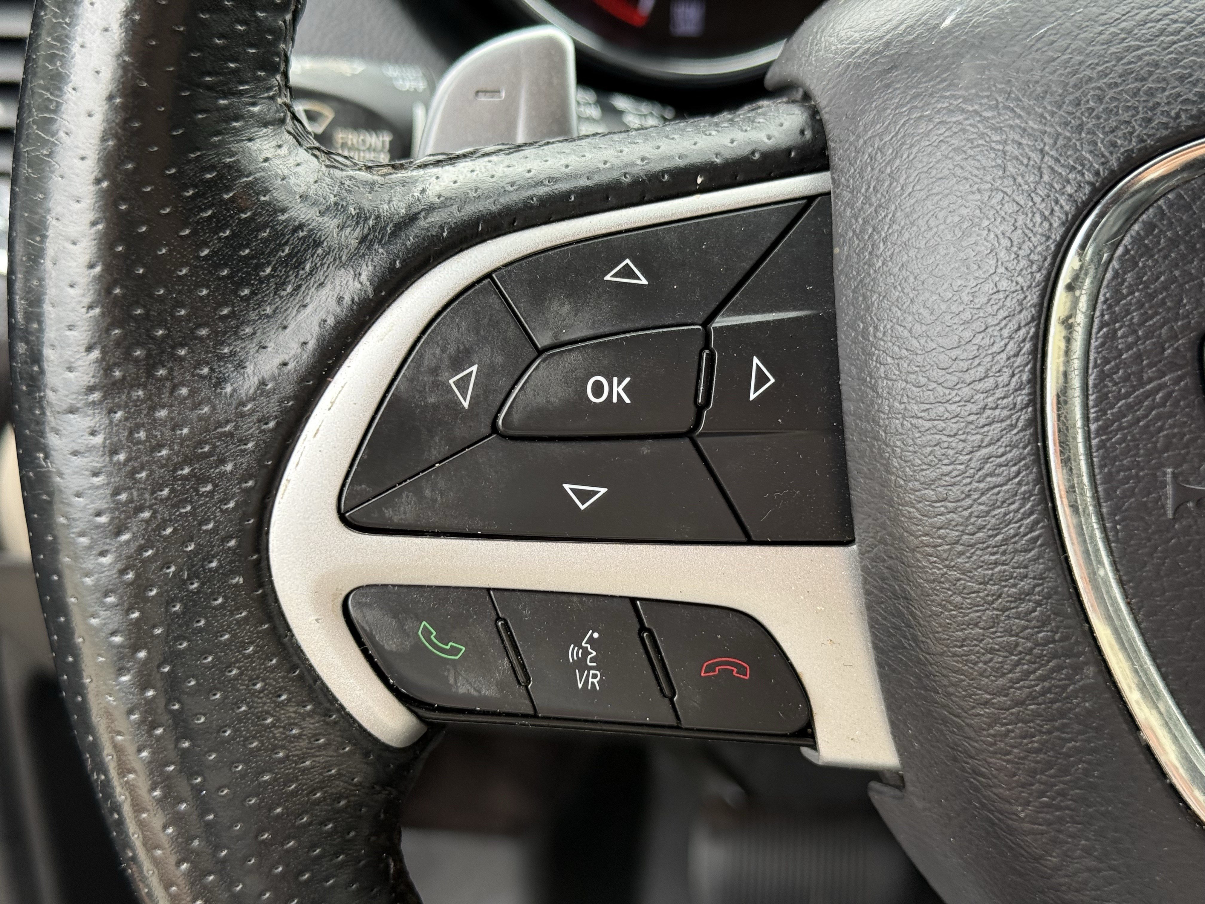 Used 2017 Dodge Durango R/T w/ Technology Group AWD/4WD image 16
