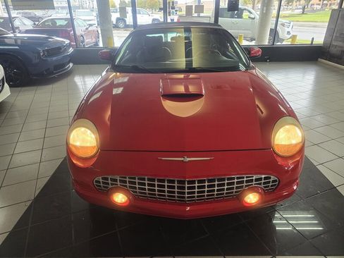 Used 2002 Ford Thunderbird image 23