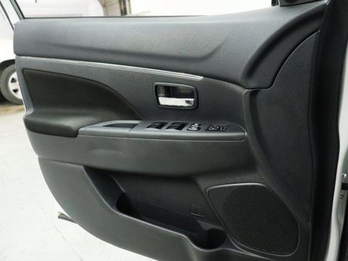 Used 2021 Mitsubishi Outlander Sport Black Edition FWD image 19