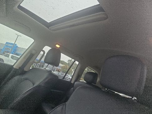 Used 2024 Nissan Armada SL w/ Captain's Chairs Package RWD image 15